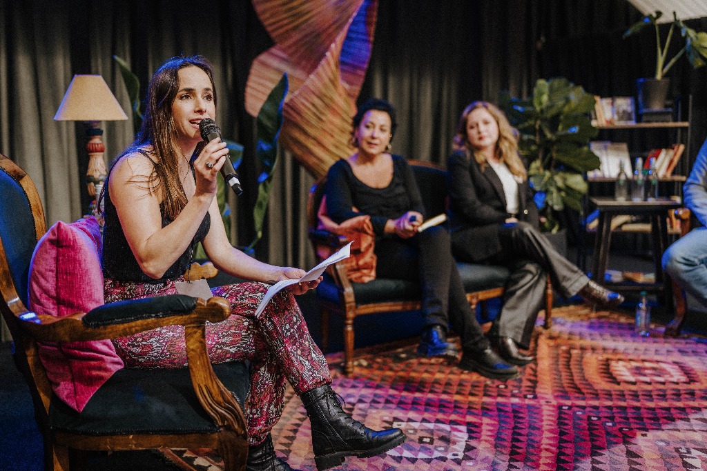 Foto Sur Mujer 2022 - 2